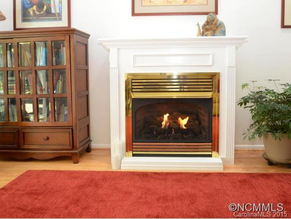 102 Crowfields Drive - Photo 5
