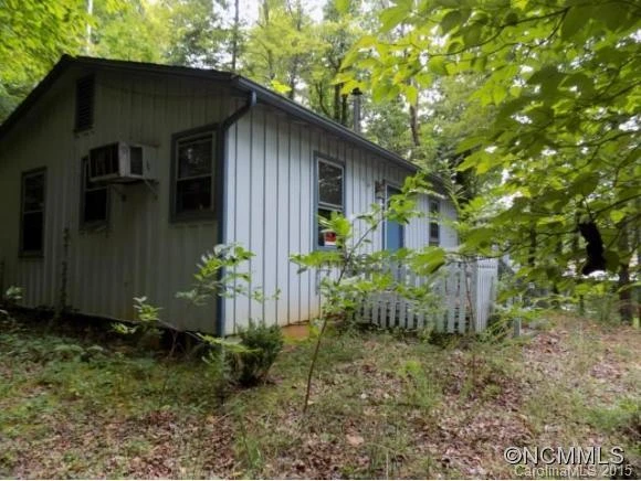 102 Spruce Hill