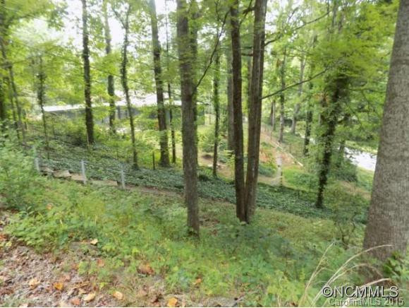 102 Spruce Hill - Photo 2