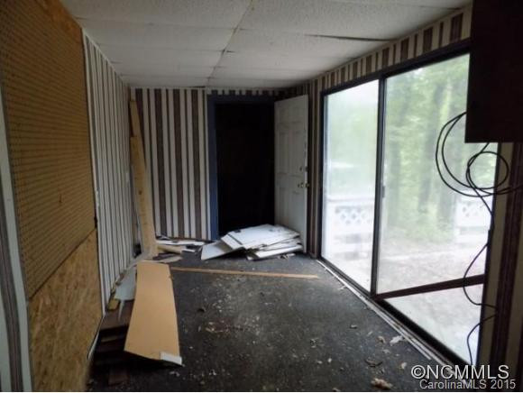 102 Spruce Hill - Photo 6