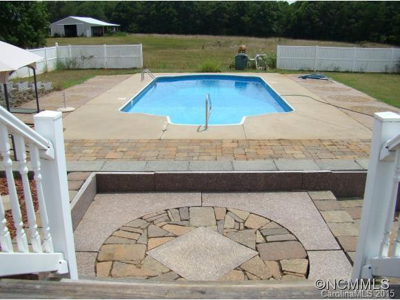 225 Gunns Road - Photo 14