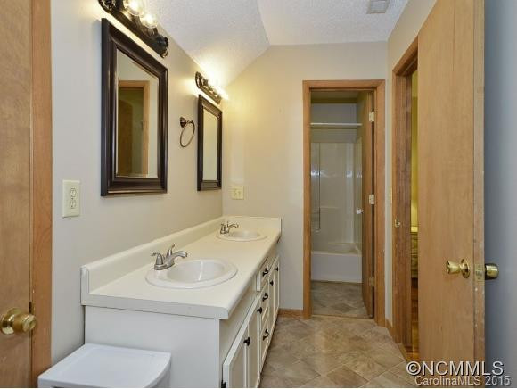 44 Pleasant Hill Circle - Photo 12