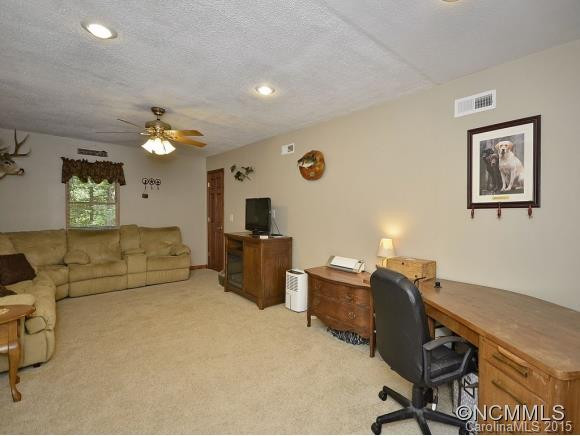 44 Pleasant Hill Circle - Photo 16