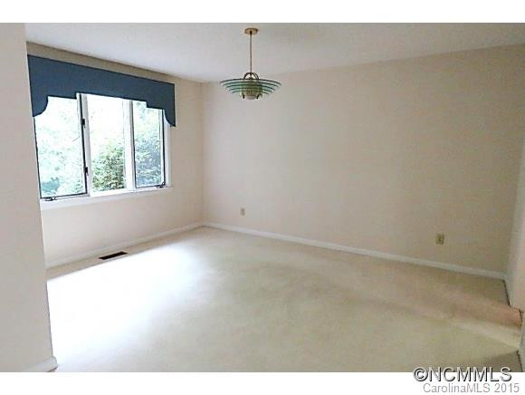 604 Crowfields Lane - Photo 11