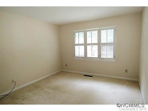 604 Crowfields Lane - Photo 14