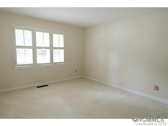 604 Crowfields Lane - Photo 15