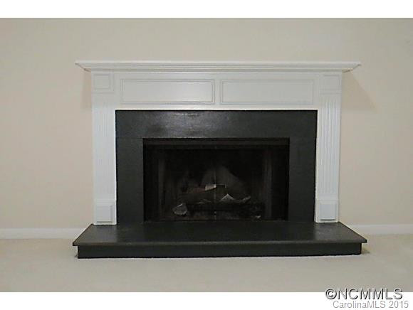 604 Crowfields Lane - Photo 7