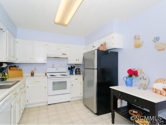 7 Fox Hollow Court - Photo 11