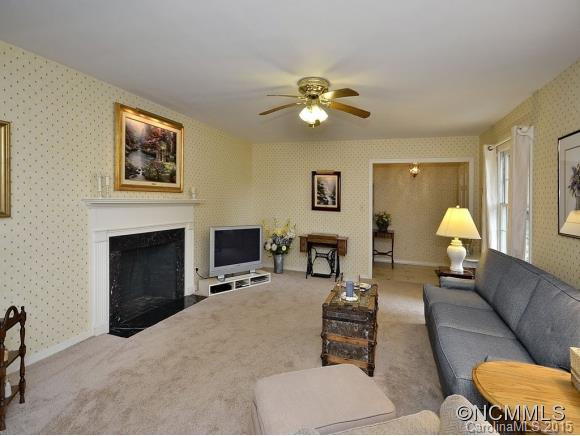 139 BURKE STREET - Photo 5