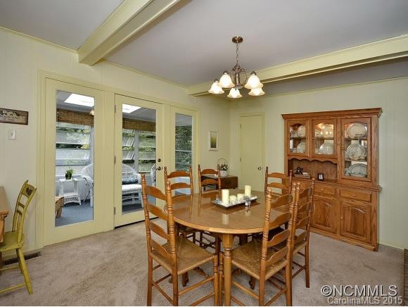 139 BURKE STREET - Photo 10