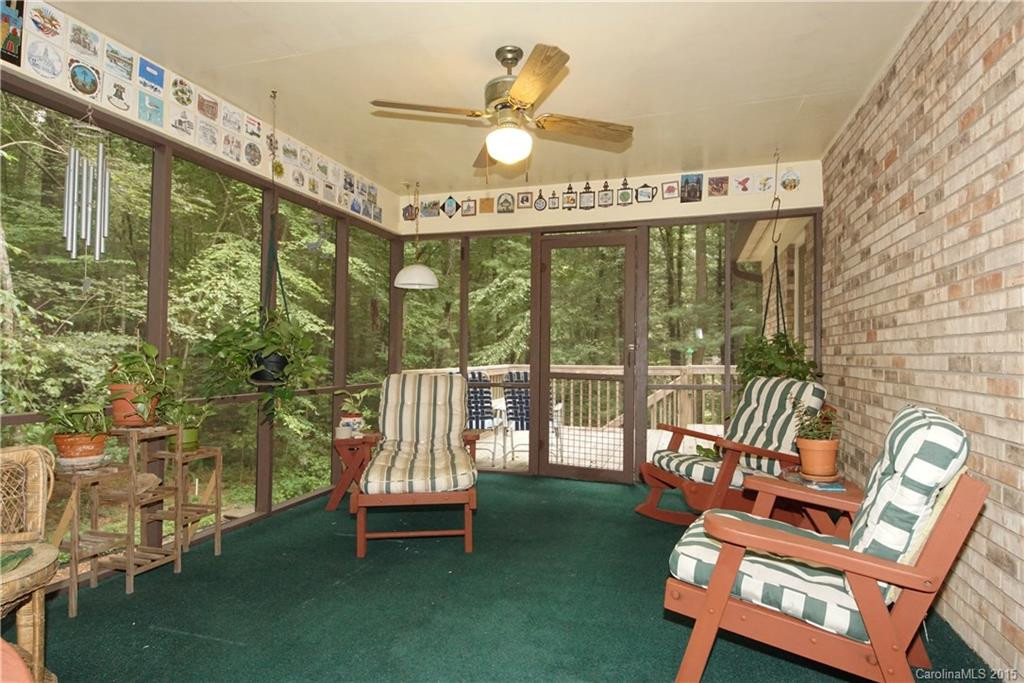 235 PARK LANE - Photo 14