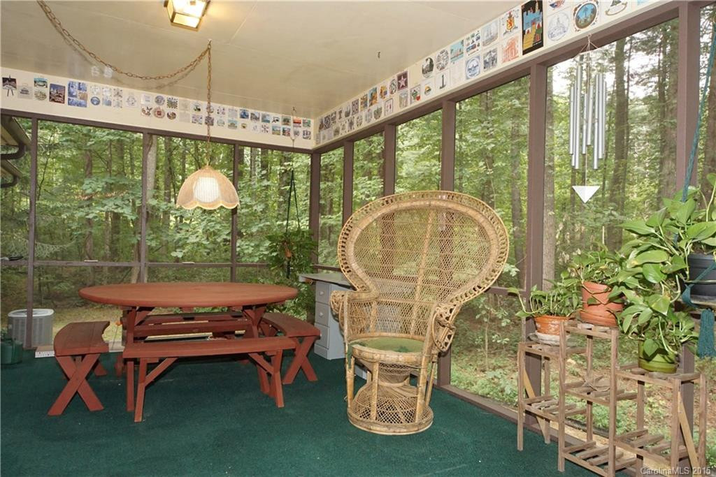 235 PARK LANE - Photo 15