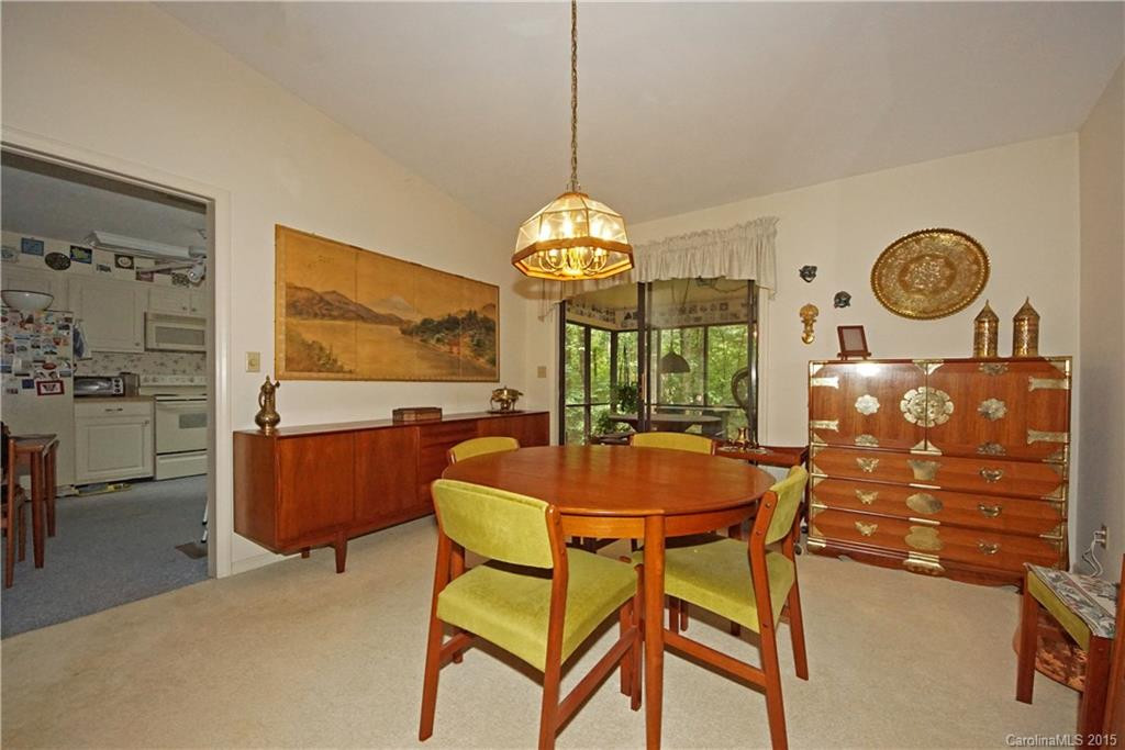 235 PARK LANE - Photo 6