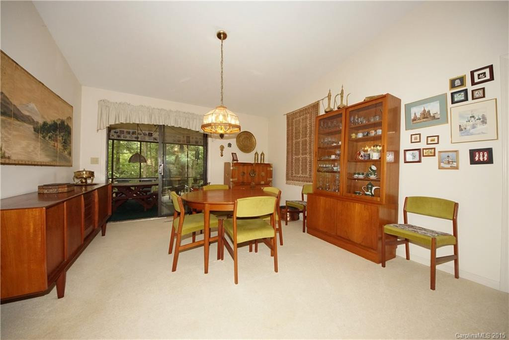 235 PARK LANE - Photo 7