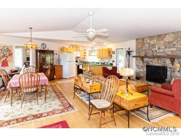 107 Appalachian Village Road - Photo 4