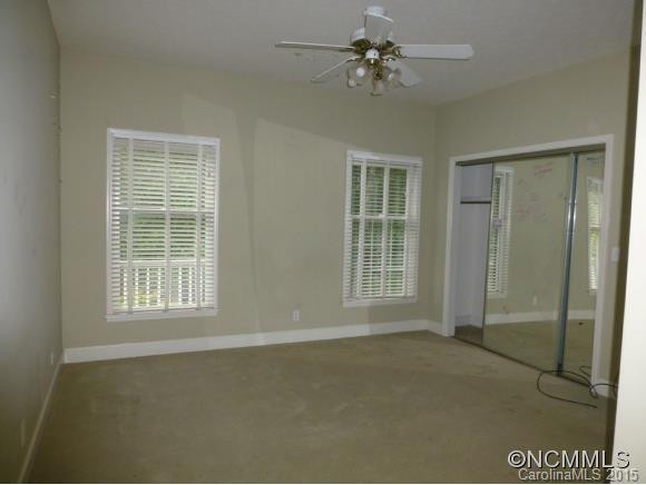 27 COVENTRY WOODS DR - Photo 8