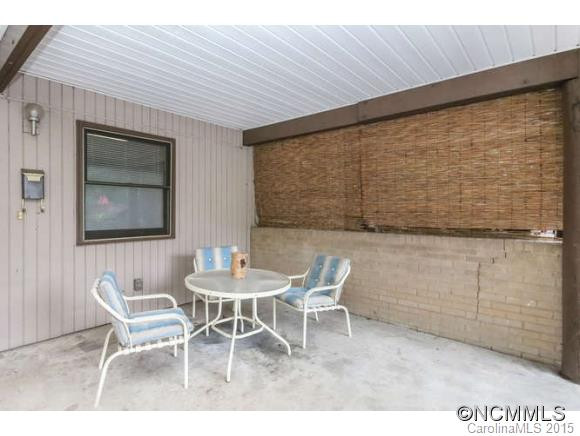 77 Maple Ridge Lane - Photo 3