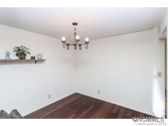 77 Maple Ridge Lane - Photo 6