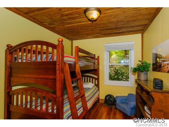 247 Picnic Point Road - Photo 9