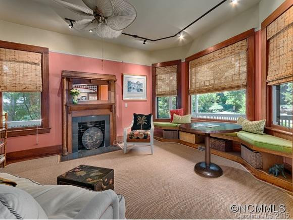 327 Montford Avenue - Photo 3