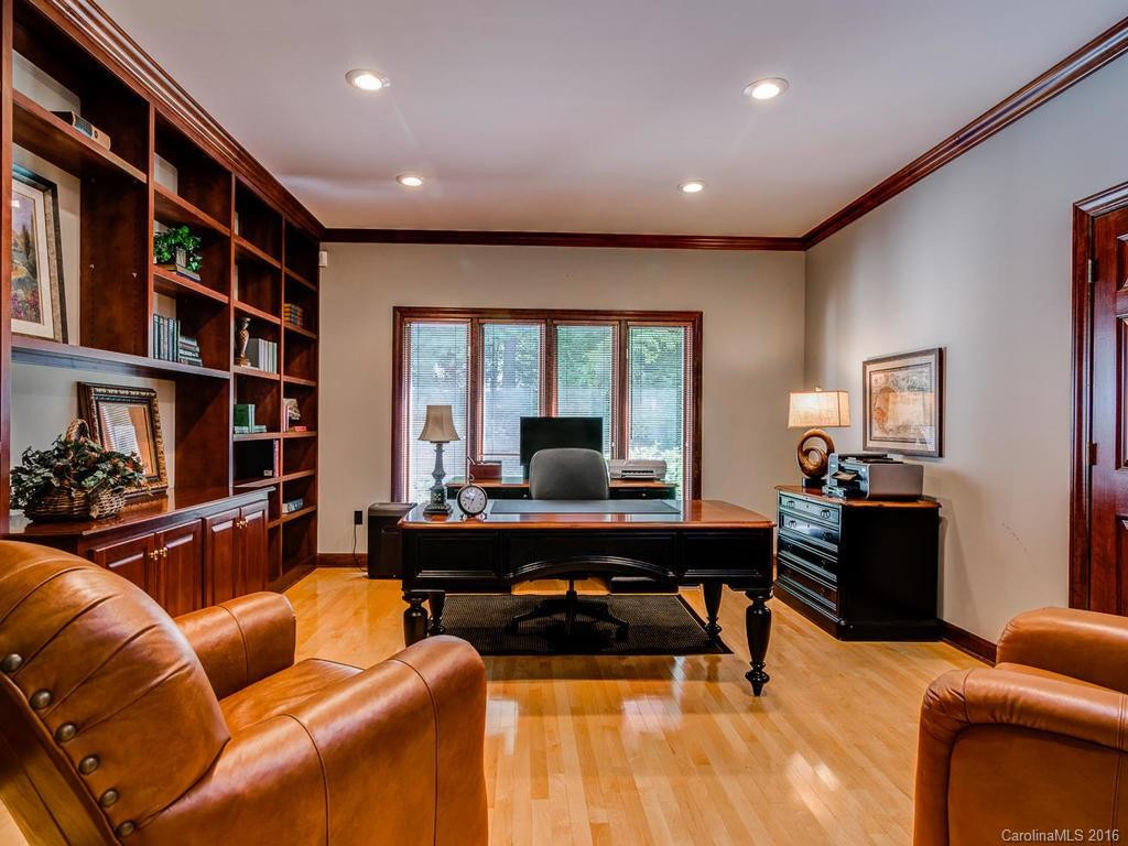 110 Scenic Drive - Photo 14