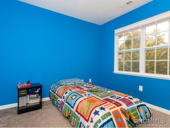 176 Wiltshire Circle - Photo 16