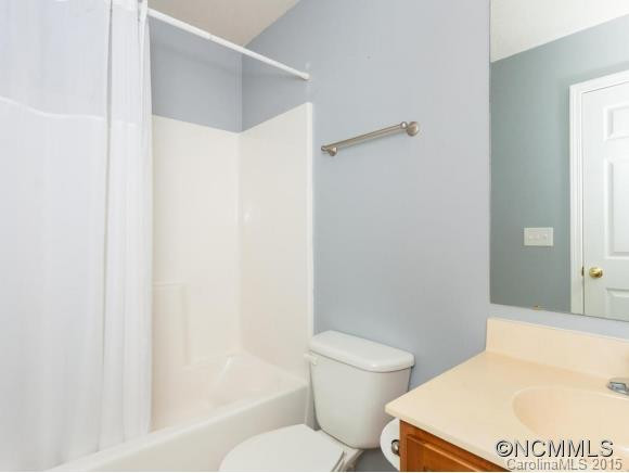 176 Wiltshire Circle - Photo 19