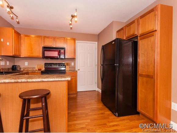 176 Wiltshire Circle - Photo 9