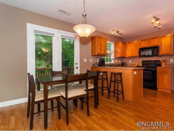 176 Wiltshire Circle - Photo 10