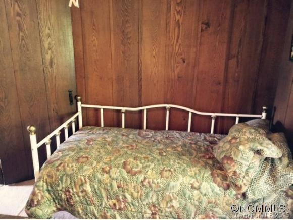 32 Lower Bat Cave Drive - Photo 12