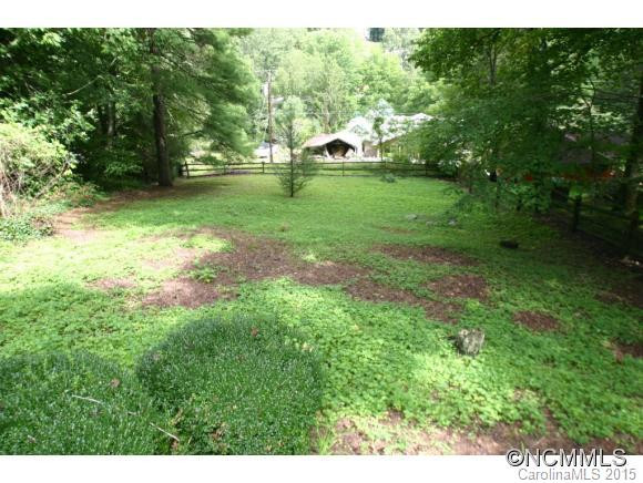 32 Lower Bat Cave Drive - Photo 4