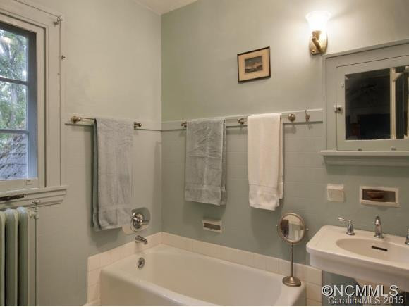 19 BROWNTOWN ROAD - Photo 15