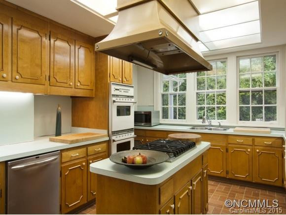 19 BROWNTOWN ROAD - Photo 9
