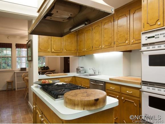 19 BROWNTOWN ROAD - Photo 10