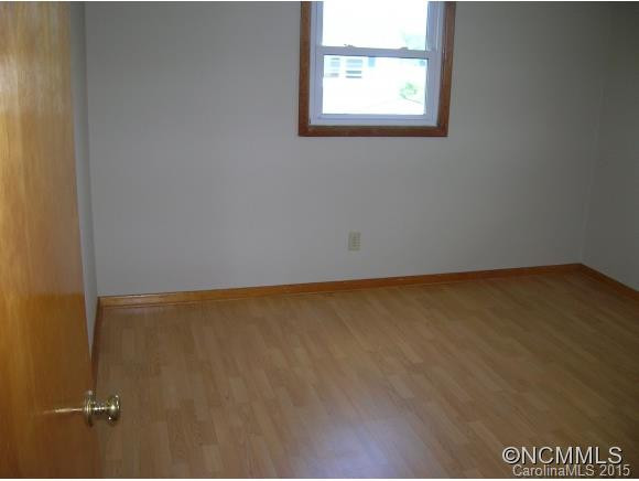1696 Pilot Mountain Road - Photo 5