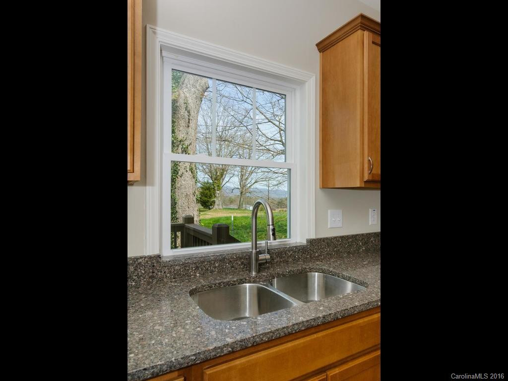 399 Deaverview Road - Photo 12