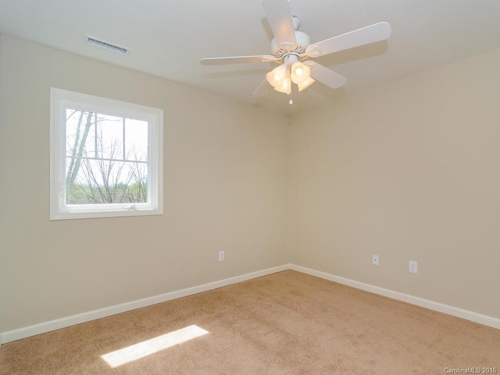 399 Deaverview Road - Photo 16