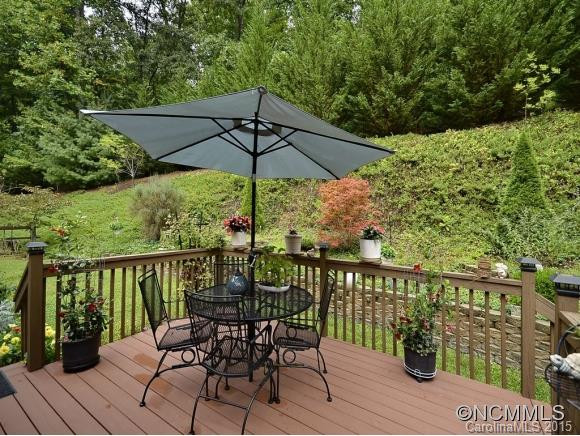 214 Cobblestone Drive - Photo 18