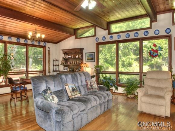 4580 BEAVERDAM ROAD - Photo 2