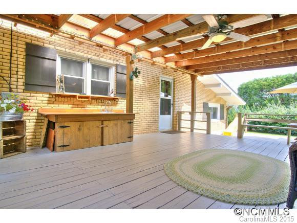 495 SHELTON STREET - Photo 21
