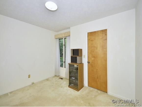 104 PLEASANT HILL ROAD - Photo 7