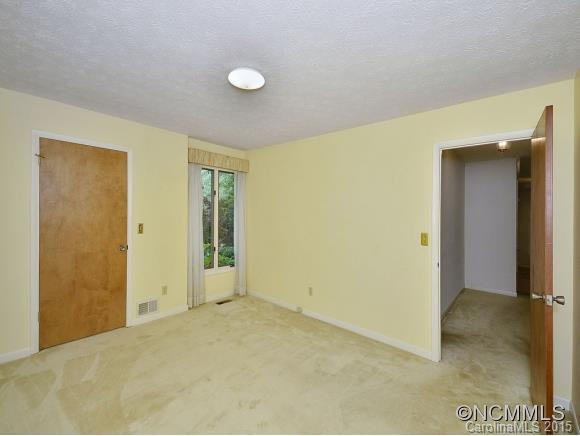104 PLEASANT HILL ROAD - Photo 8