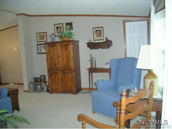453 Sassafras Dr. - Photo 5