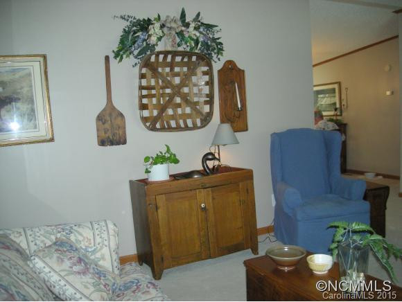 453 Sassafras Dr. - Photo 6