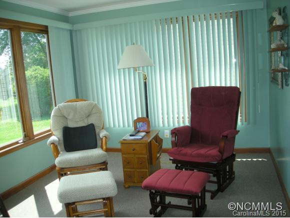 453 Sassafras Dr. - Photo 10