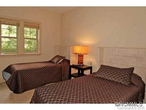 1659 Country Club Drive D-103 - Photo 13