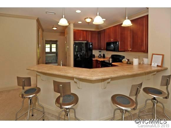 1659 Country Club Drive D-103 - Photo 7