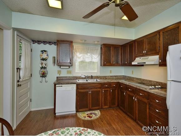 20 BROOK FOREST Drive - Photo 7