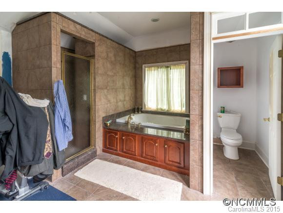 401 Oak Tree Lane - Photo 12