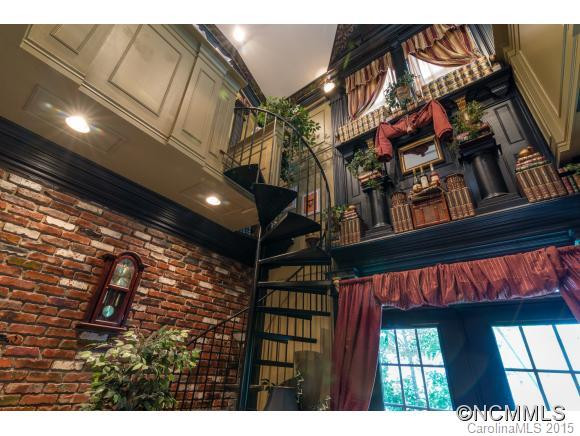 401 Oak Tree Lane - Photo 9